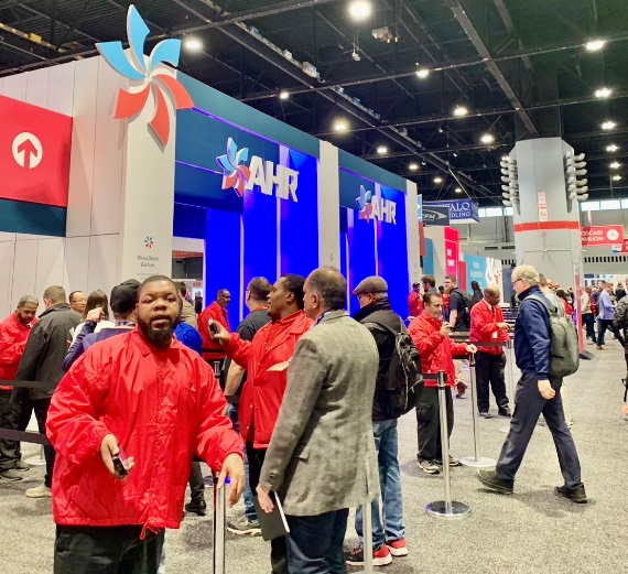 AHR EXPO CHICAGO の展示会場の様子